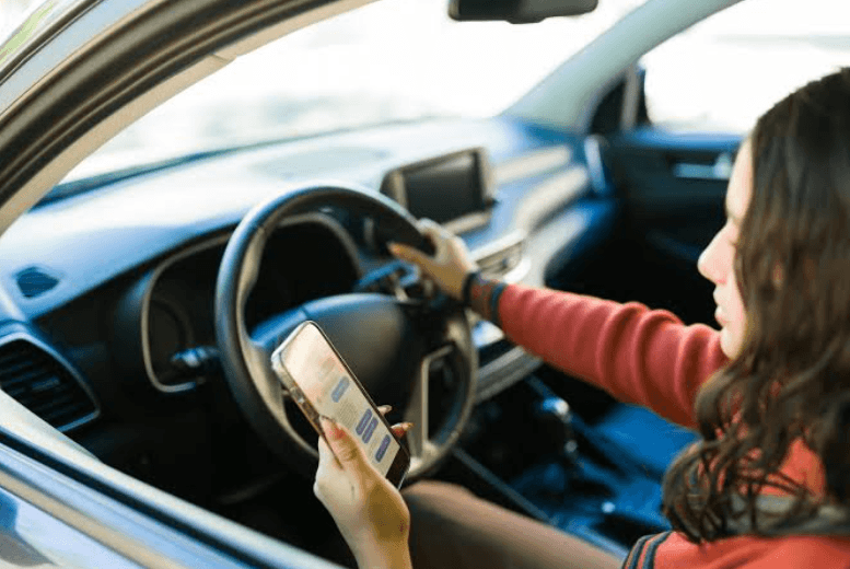 Distracted Driving Accidents in Vermont: How Cell Phone Use Impacts Injury Claims